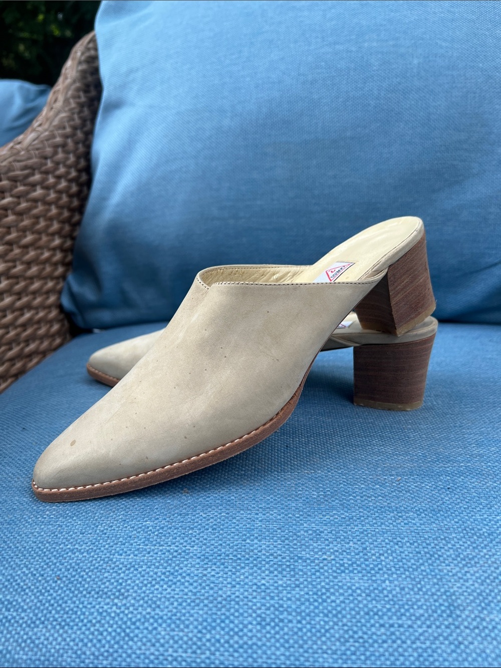 Vintage Guess Taupe Suede Women’s Slip-On Mule Heels